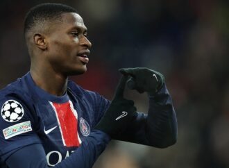 Nuno Mendes neutraliza a promessa do Barcelona: ‘É complicado proteger um atleta como Lamine Yamal com cartão amarelo’