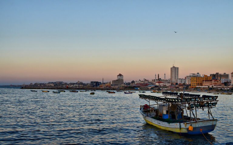 Israel apreende 14 embarcações da frota de socorro a Gaza