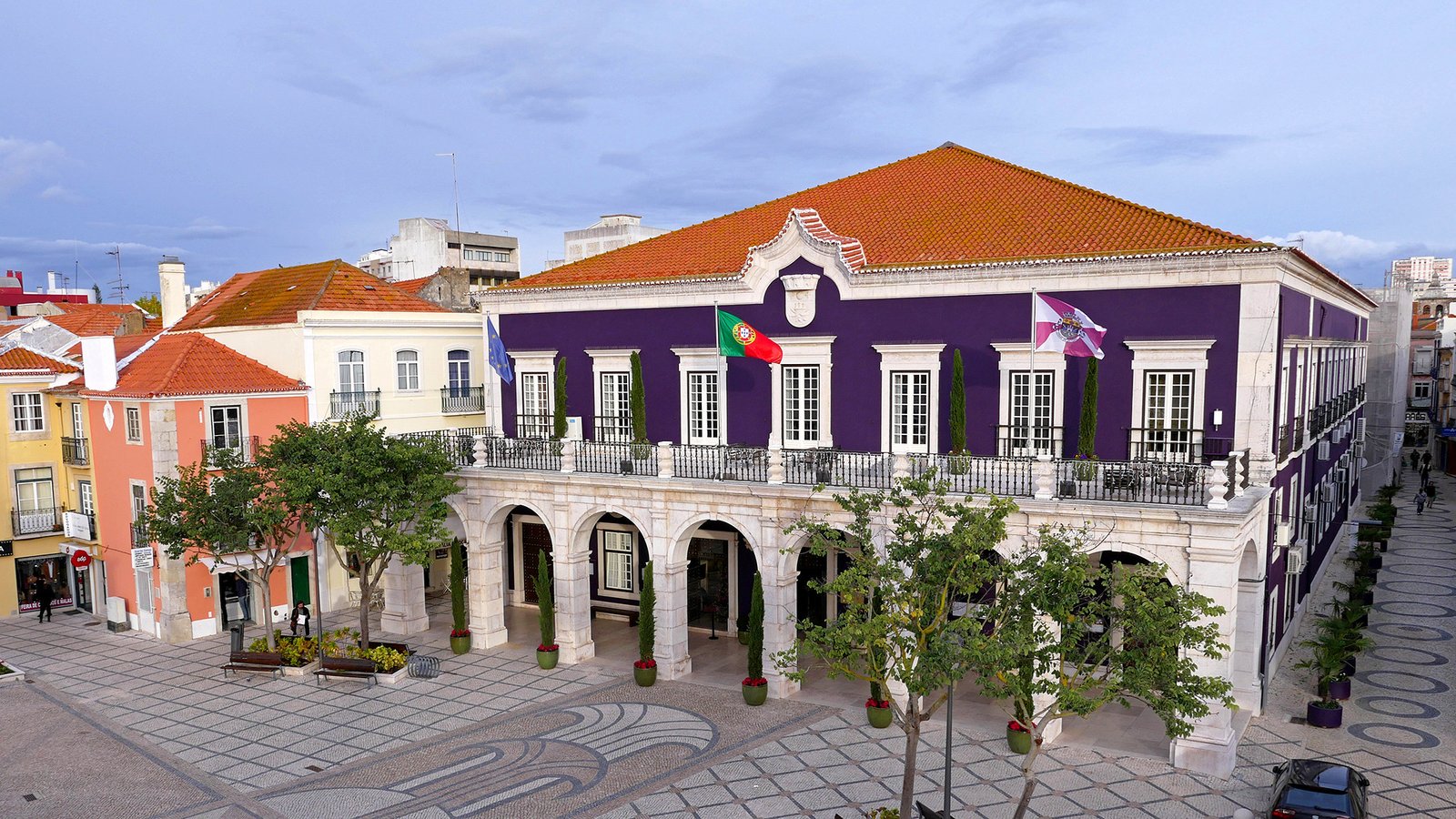 Estabelecimento das entidades locais de Setúbal em 30 de outubro