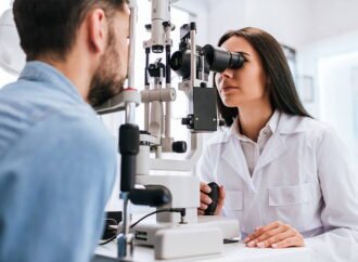Agendamentos de oftalmologia no SNS podem levar até 250 dias para serem atendidos