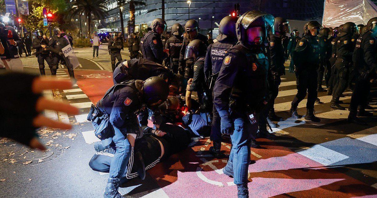 Espanha: Cinquenta presos, feridos e alta agitação após intervenção policial em manifestação a favor da Palestina