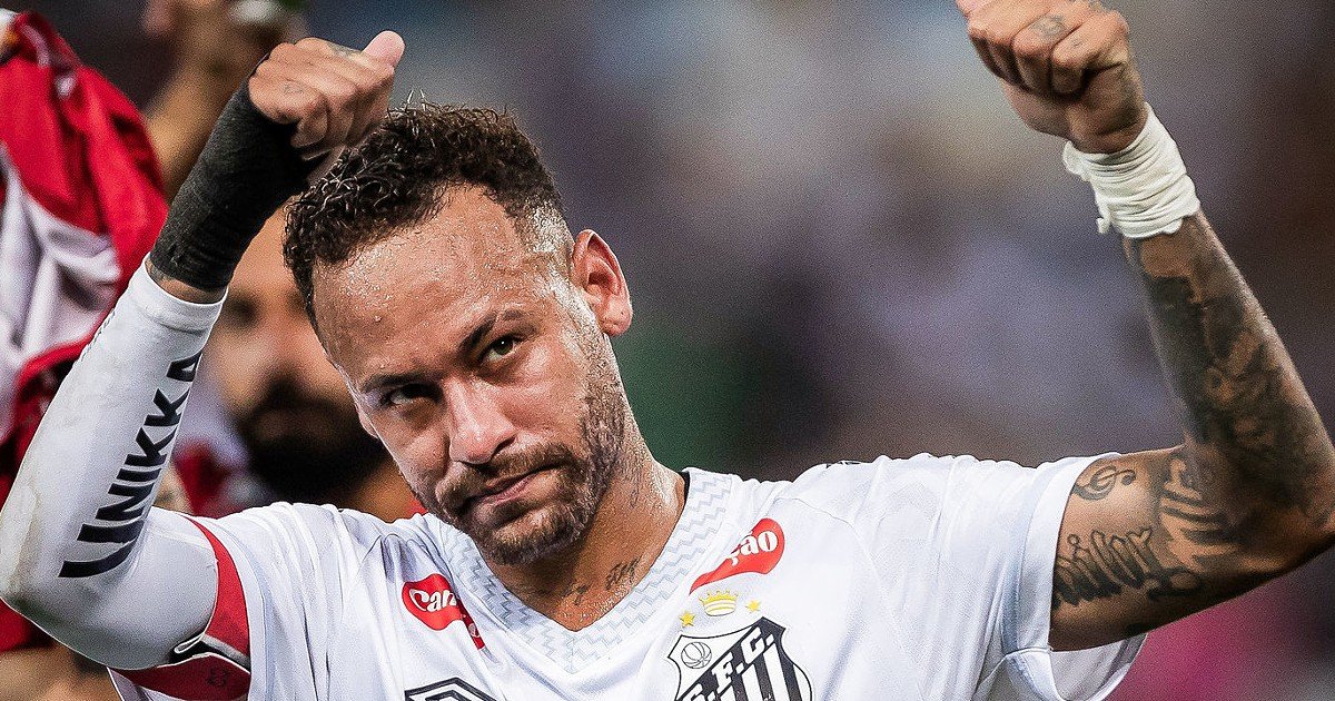 Diretor do Santos otimista sobre a continuidade de Neymar: 'Apenas não se concretiza se algo inesperado ocorrer'