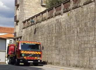 Cinco desabrigados após incêndio em residência em Ponte de Lima