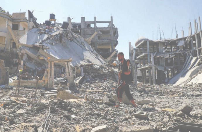 Apoio humanitário inicia sua chegada a Gaza pelo Egito.