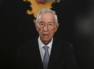 Marcelo afirma que é essencial reforçar a dedicação aos princípios da Nação.