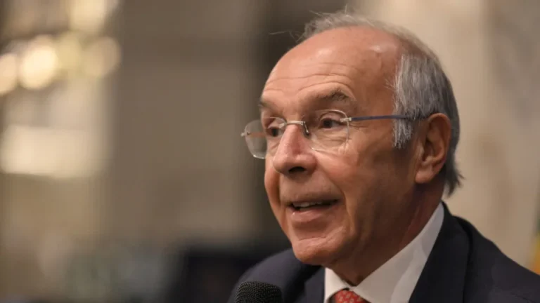 Os cartazes de Ventura são controversos, discriminatórios e de péssimo gosto" - PPulse