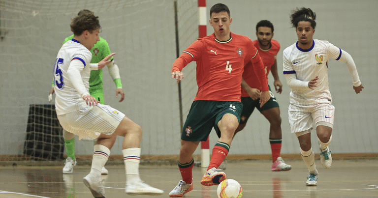 Futsal/Sub-23: Portugal iguala-se à França em partida memorável