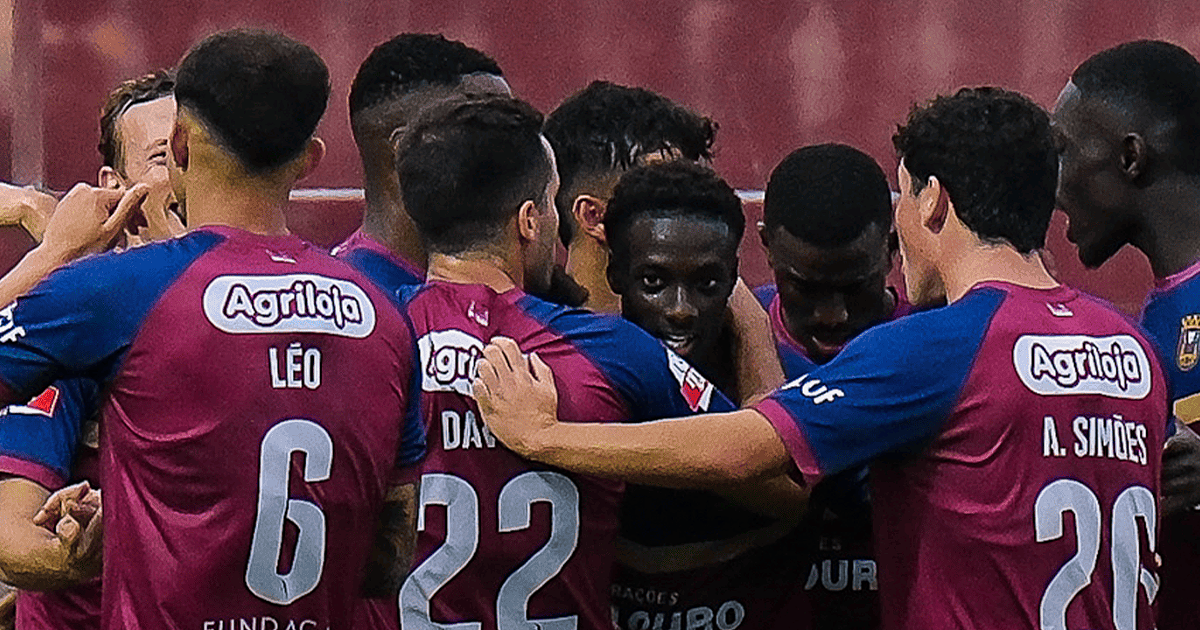 Torreense conquista quarto triunfo consecutivo e ascende à segunda posição da II Liga