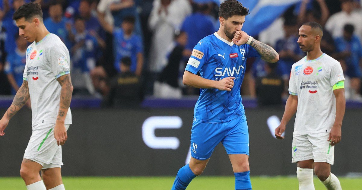 Rúben Neves próximo de estender contrato com o Al Hilal, afirma mídia saudita