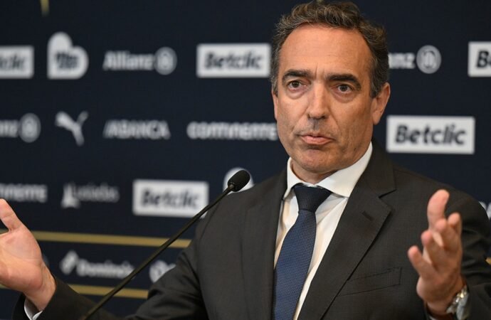 Liga sugere juízes equipados com câmeras para potencializar a experiência televisiva do futebol