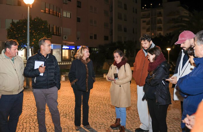 Autarquia de Setúbal informa cidadãos sobre intervenção na Avenida de Moçambique