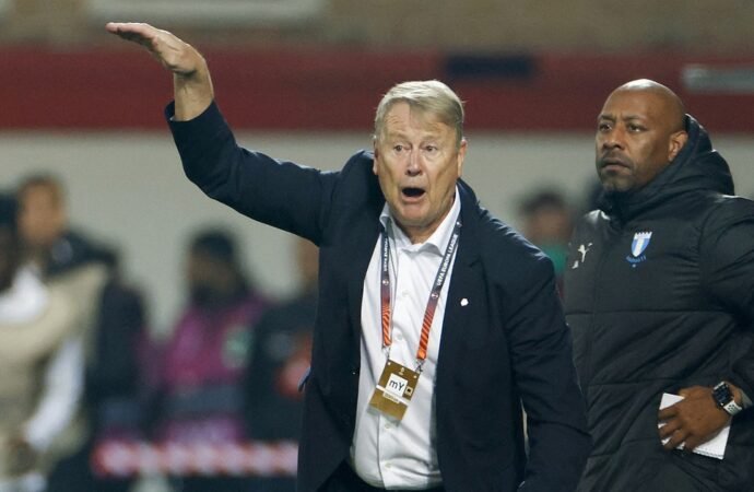 Age Hareide, ex-treinador norueguês, enfrenta um tumor cerebral