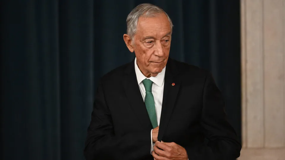 25 de abril é a "data inicial", mas sem novembro não haveria Constituição - PPulse