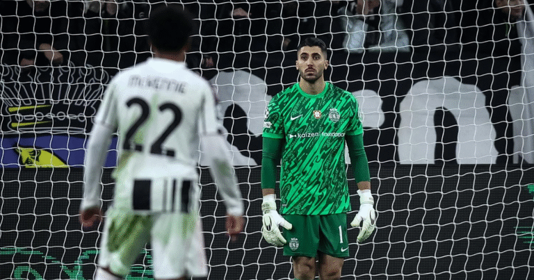 A impressionante performance de Rui Silva na partida Juventus-Sporting que lhe garantiu o troféu de Melhor Jogador, cortesia de Pote