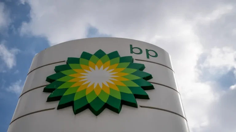 Lucros da BP aumentam 48,6% para 3.016 milhões de euros até setembro.