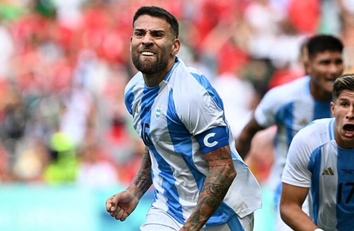 Otamendi e Prestianni retornarão antecipadamente ao Benfica após escolha de Scaloni.