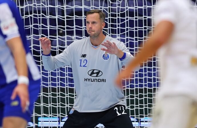 Liga Europeia de Andebol: FC Porto triunfa sobre Elverum na Noruega e consolida liderança no Grupo D