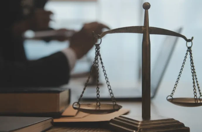 Idosa suspeita de ferir vizinho em Ribeira de Pena sob prisão domiciliar