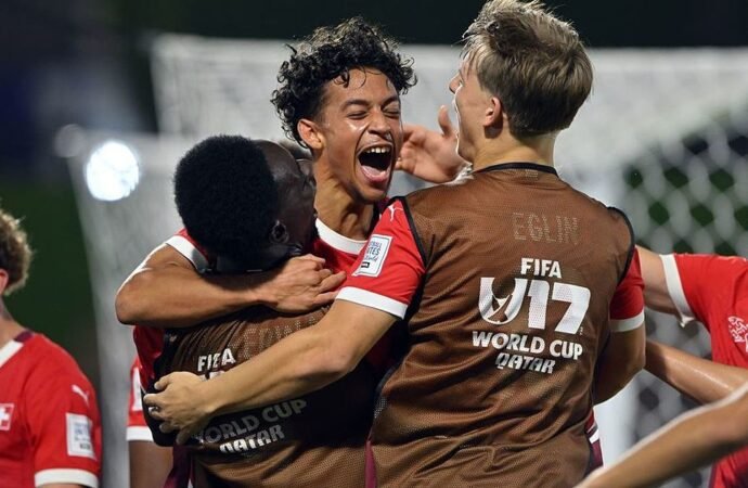 Suíça supera Irlanda e enfrentará Portugal nas quartas de final do Campeonato Mundial sub-17