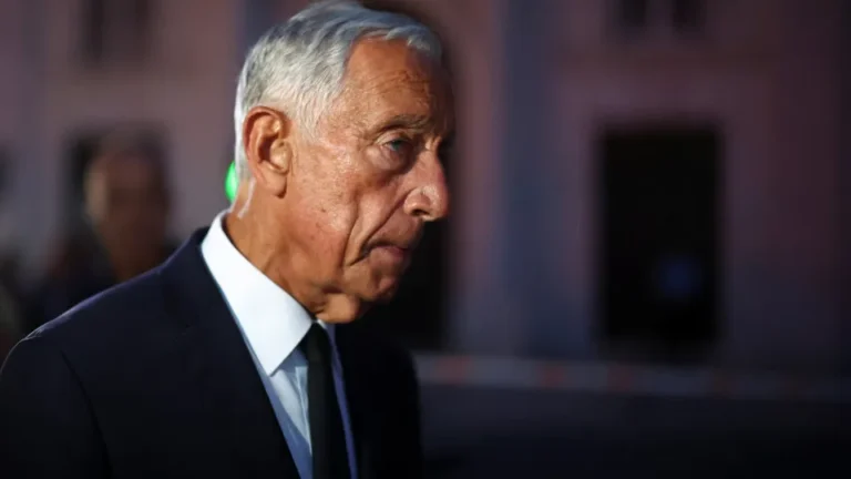 Marcelo chora pela perda de um "companheiro" e exalta o "modelo" de Moraes Machado.