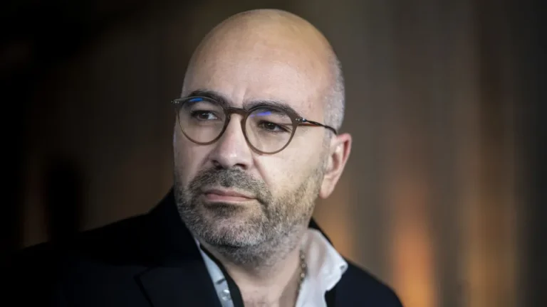 Ministro da Habitação defende a IHRU e minimiza queixas