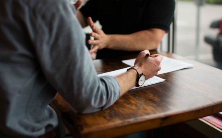 Europa precisa estabelecer sistema 'exclusivo e ágil' de permissões para atrair talento promissor, indica pesquisa