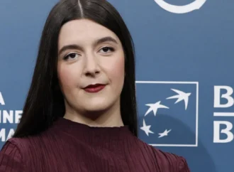 Sobre a Queda” por Laura Carreira: Nominado aos Prêmios de Cinema Europeus.