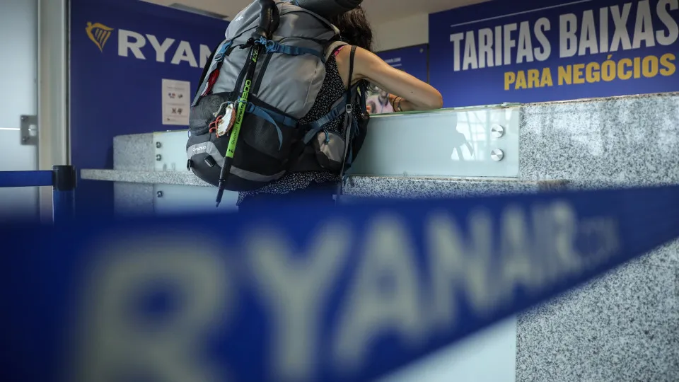 Ryanair deve evitar impedir embarques com cartões físicos, afirma ANAC - PPulse