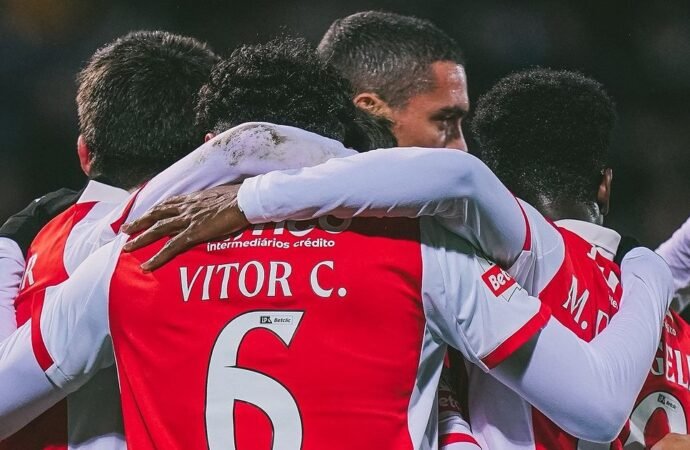 SC Braga vence Arouca por 4-0 e ascende ao 6.º posto da Primeira Liga