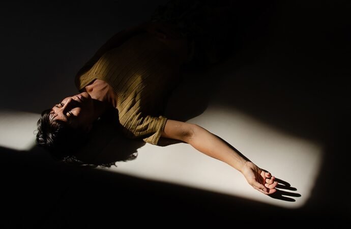 A Performance transforma recordações da audiência em movimento