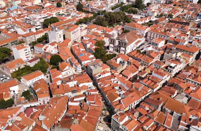 Negócios com faturamento abaixo de 150 mil euros livres de imposto adicional