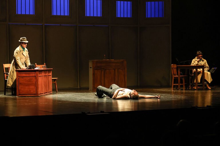 'Claramente Abril' retorna ao Luísa Todi