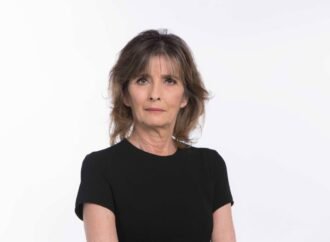 Faleceu Constança Cunha e Sá aos 67 anos. Líderes políticos relembram trajetória “profissional e pessoal” da repórter.