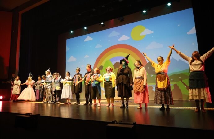 A Magia de Oz Celebra o Natal dos Servidores Públicos