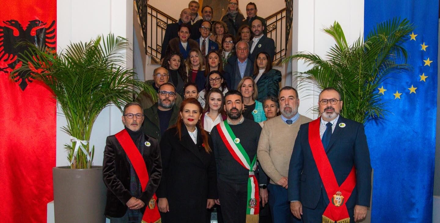 Setúbal organiza atividade de ecoturismo na Albânia