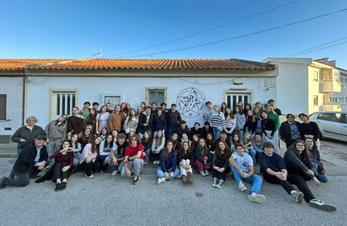 Encontro Global do TAUS no Viso com estudantes de nove nações