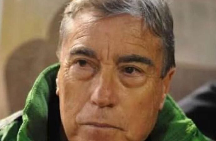 Lamento pela partida do eterno vitorioso Carlos Cardoso