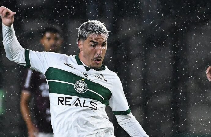 Atleta Josué Pesqueira consagrado como Destaque da Série B do Brasil