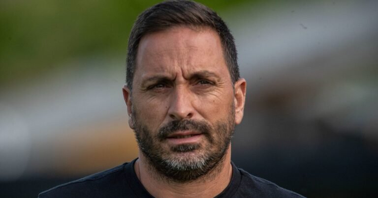 Vasco Matos e o empate com o Arouca: "Era fisicamente inviável realizar mais. Nos faltou vigor. Quando joga o Sporting?"