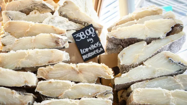 Apesar dos preços 'astronômicos', o bacalhau 'não ficará em falta' no Natal