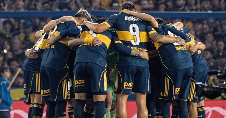 Boca Juniors é derrotado e impede River Plate de disputar a Libertadores após 11 anos.