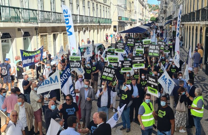 Sindicato dos Bancários da UGT defende que Executivo deve abortar proposta trabalhista