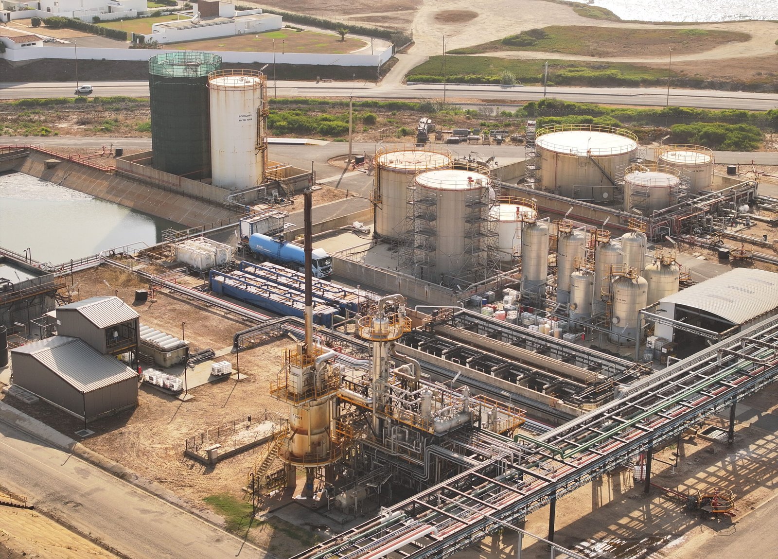 Financiamentos, com certeza. Após a atualização da concessão.