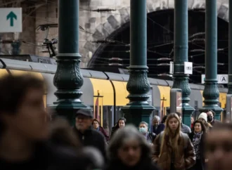 Crescimento de Viajantes em Aeroportos e Ferrovias (e Queda em Portos) – PPulse