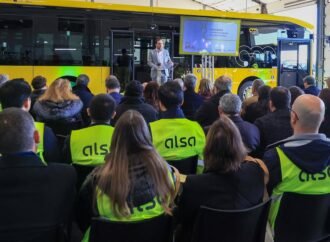 Mobilidade urbana ampliada com 60 ônibus elétricos