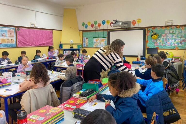 Arquivo Municipal promove aprendizado com atividades para estudantes