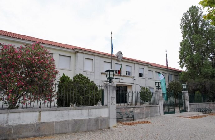 Seleção pública para a revitalização do Colégio Secundário du Bocage aprovada
