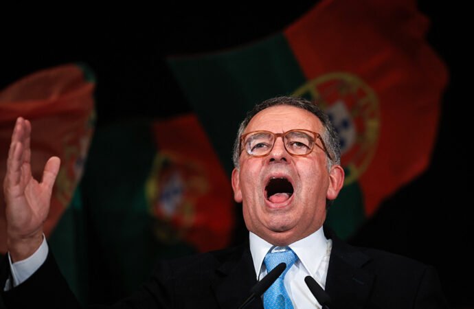 Eleições: às 22h00, o candidato Seguro estava à frente com 30,9%