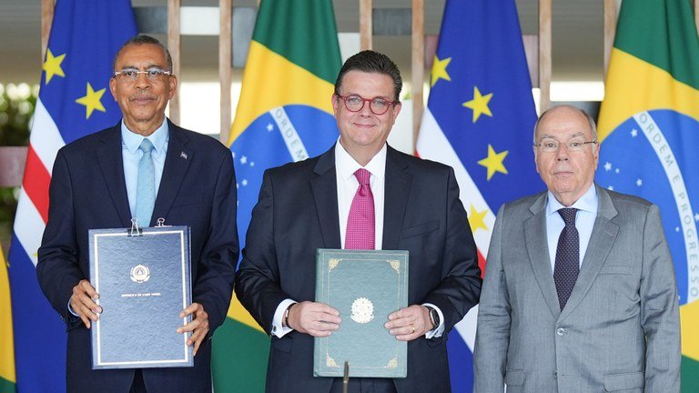 Brasil e Cabo Verde celebram pacto de seguridade social que fortalece proteção a empregados migrantes
