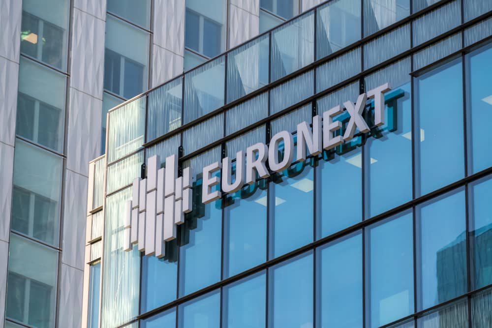 Euronext registra aumento de 9,8% nos lucros em 2025, alcançando 642,9 milhões